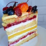 Торт "Манго-малина"