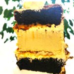 Снікерс з чізкейком