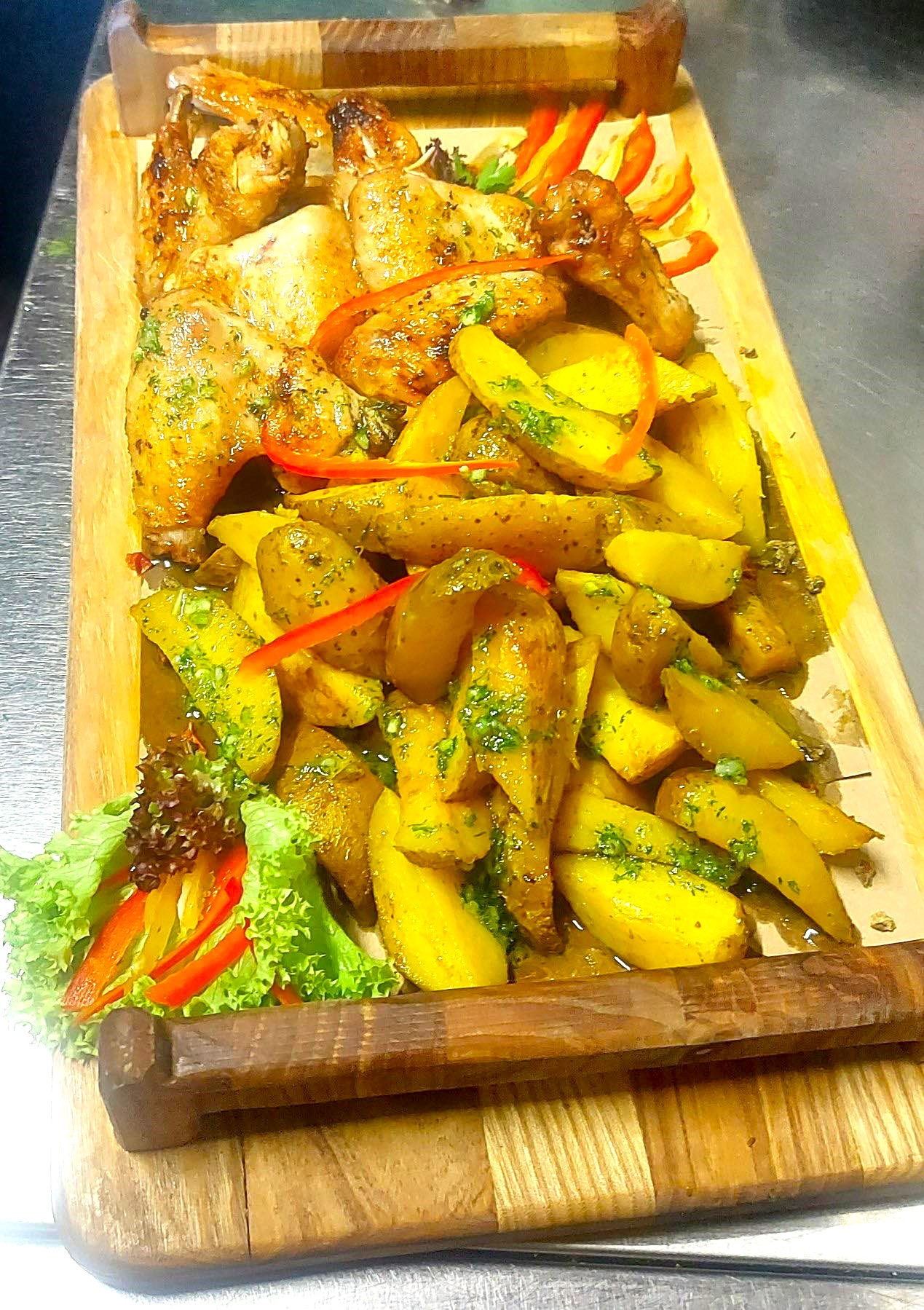 380325796_297198276490653_459751541262176472_n Картопля печена з бочки - Зображення 1