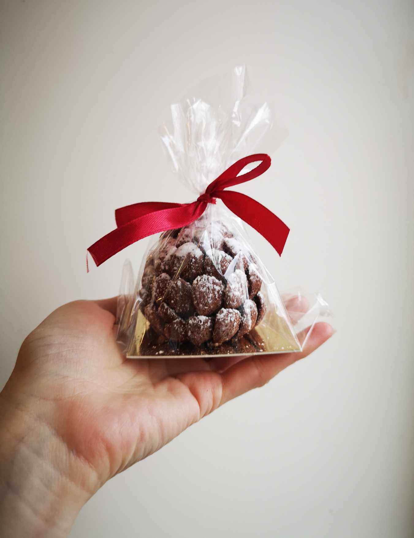 406446651_346823508044008_6418522746247306733_n Бісквітні шишки - Зображення 1