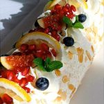 Меренговий рулет