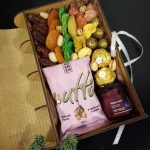 Бокс з сухофруктами