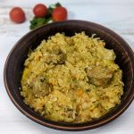 Тушкована капуста з м'ясом